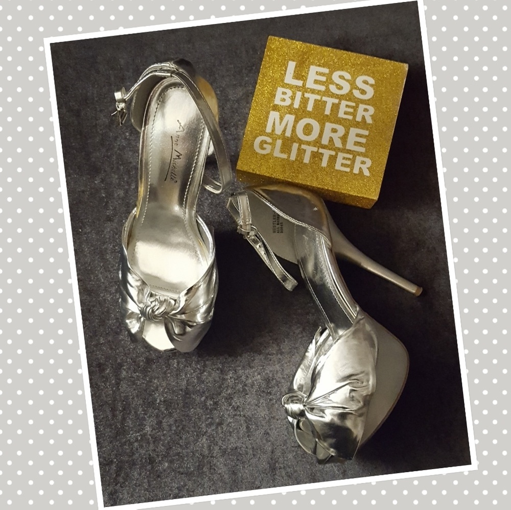Brand New Anne Michelle Peep Toes